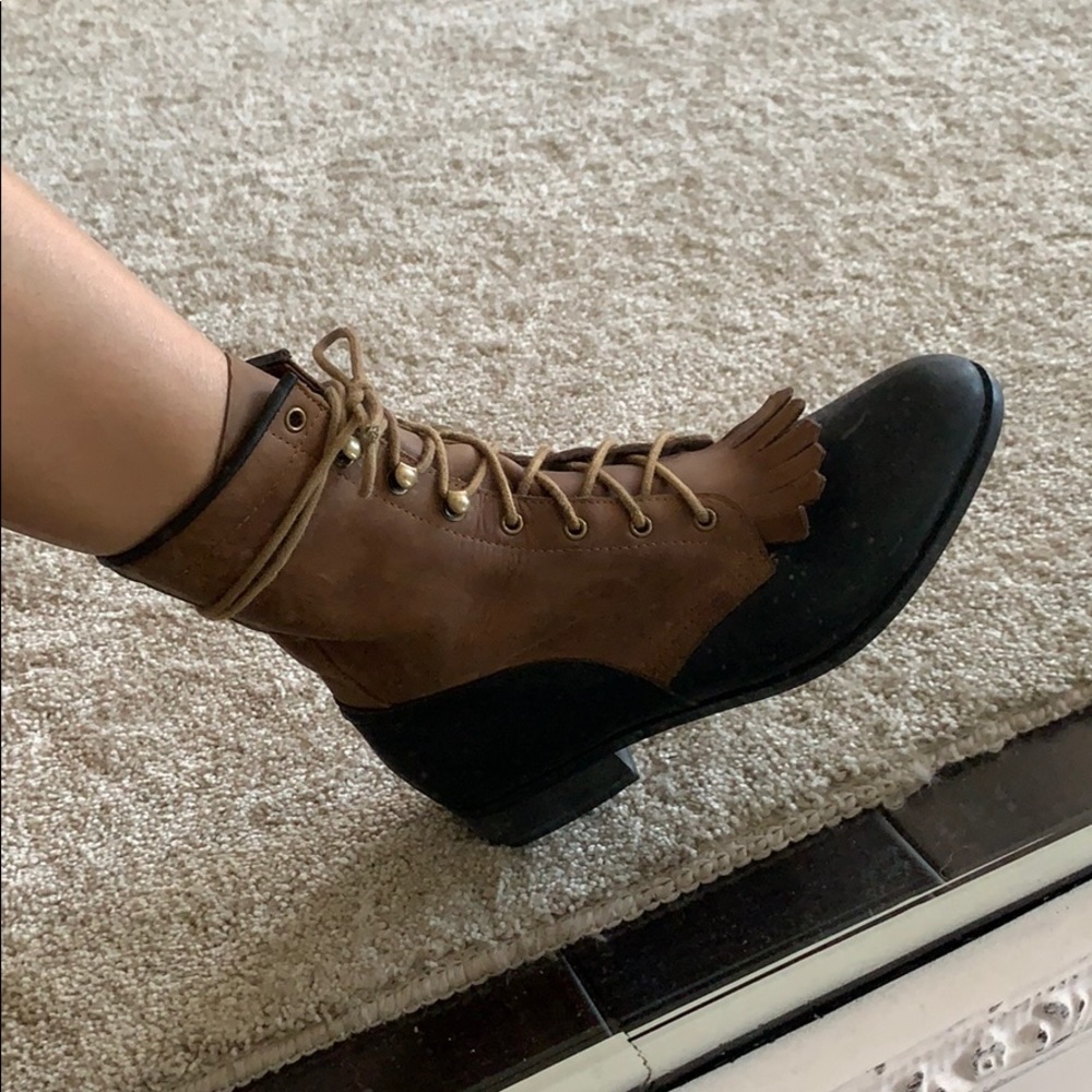 JEFFREY CAMPBELL Leather Lace Up Booties sz 38